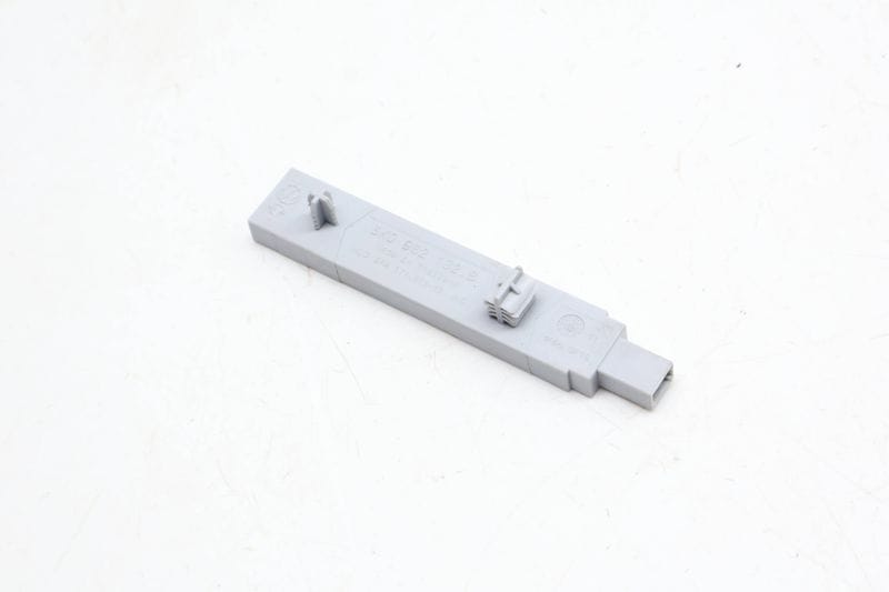 Kessy / Keyless Entry Antenna 5K0962132B — Used (SKU 670829)