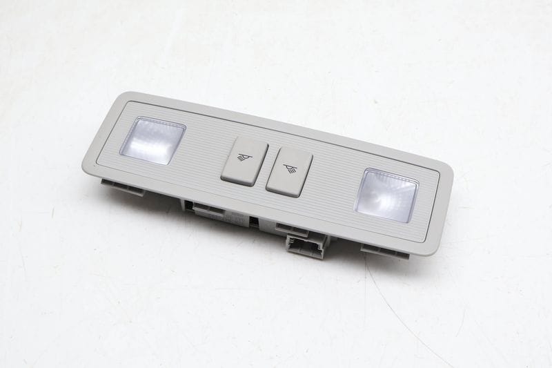 3RD Row Dome Reading Light 3CN947290 — Used (SKU 670837)