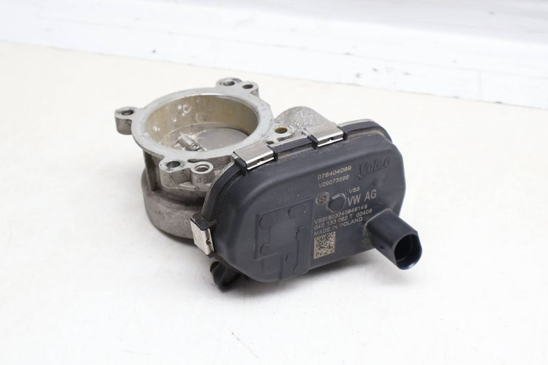 Throttle Body 04E133062T — Used (SKU 671034)