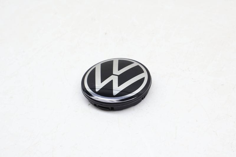 Wheel Center Cap 2GJ601171 — Used (SKU 670815)