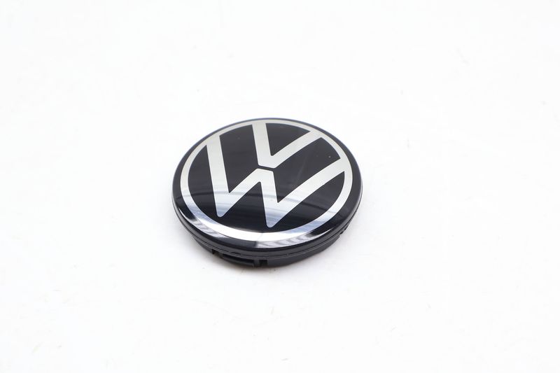 Wheel Center Cap 2GJ601171 — Used (SKU 670817)