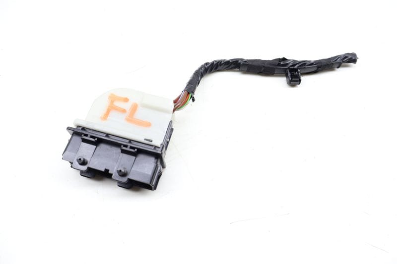 Door Wiring Harness Connector / Pigtail 4H0972701 — Used (SKU 694138)