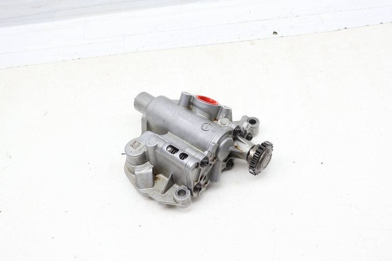 Engine Oil Pump 06H115105GE — Used (SKU 694471)