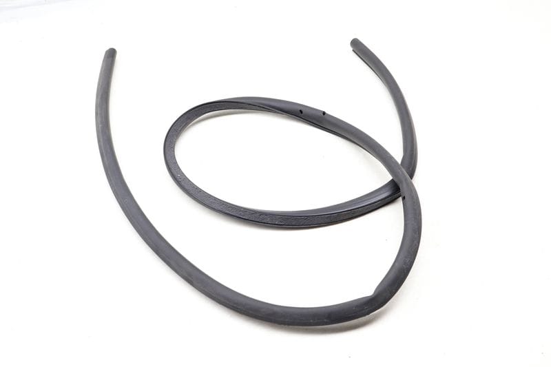 Outer Door Seal 11A837701A — Used (SKU 651756)