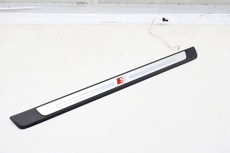 Door Sill / Scuff Panel / Light Bar (S) 8W0947418A — Used (SKU 651858)