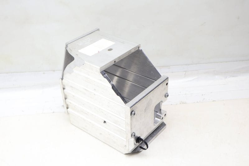 Hybrid Auxiliary Battery Housing 8W0915172B — Used (SKU 694460)
