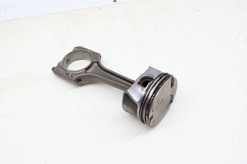 Piston w/ Connecting Rod 06N107065A — Used (SKU 694513)