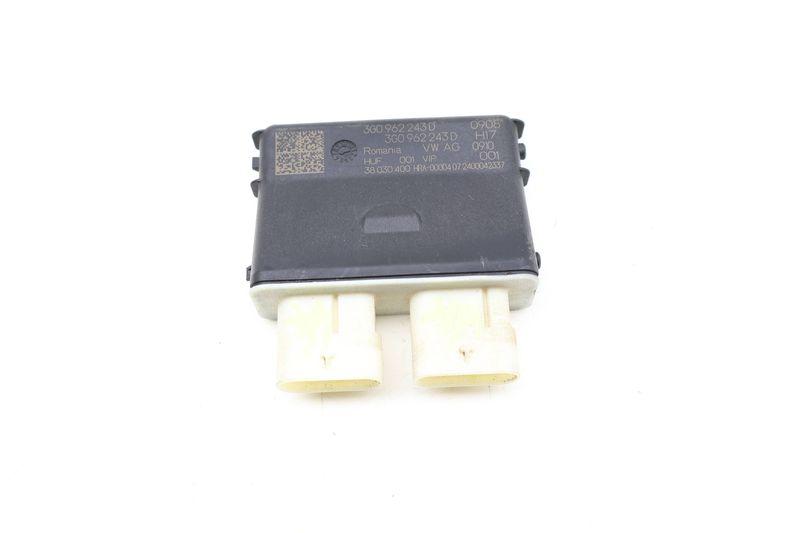 Power Trunk / Hatch Module 3G0962243D — Used (SKU 694183)