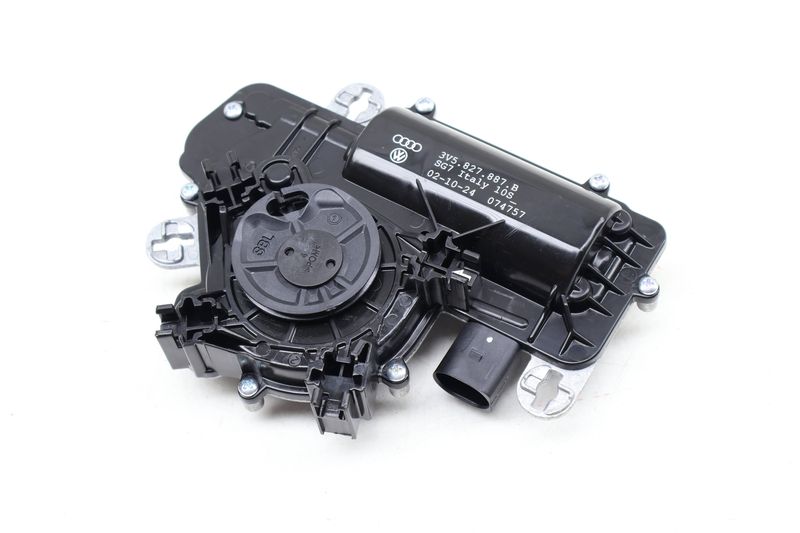 Hatch / Trunk Lid Motor 3V5827887B — Used (SKU 651939)