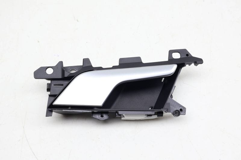 Interior Door Handle / Release 8W0839020A — Used (SKU 694333)