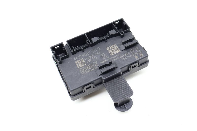 Door Control Module 4M0959795Q — Used (SKU 694180)