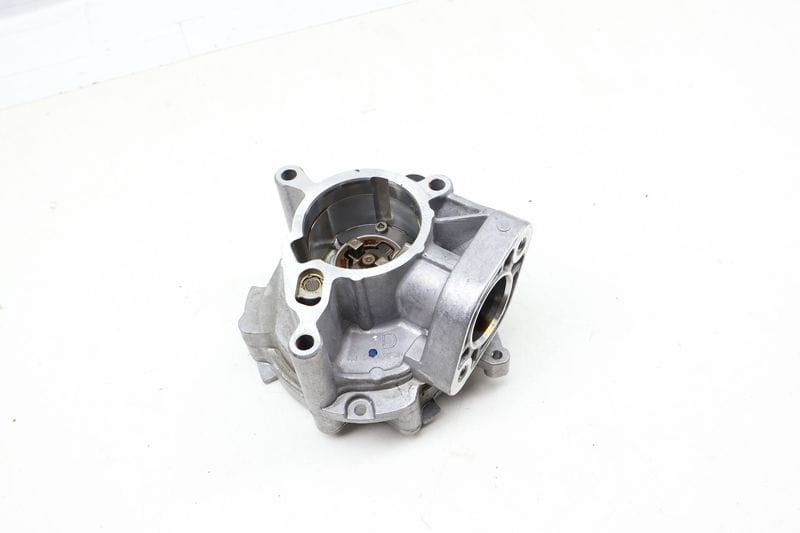 Vacuum Pump 06N145100G — Used (SKU 694470)
