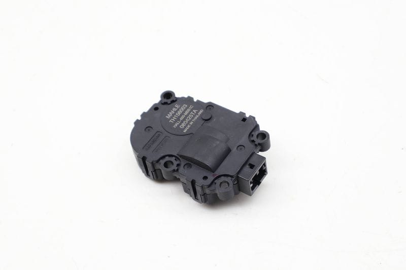 HVAC Air Vent / Flap Actuator Motor 64115B634F2 — Used (SKU 735679)