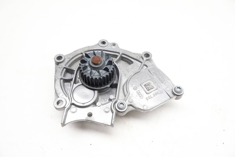 Coolant / Water Pump 06L121012L — Used (SKU 726795)