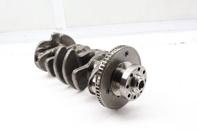 Crankshaft / Crank Shaft 06L105101D — Used (SKU 726884)