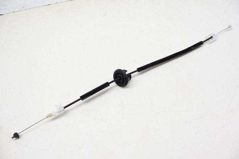 Interior Door Handle Bowden Cable 95B837085 — Used (SKU 726746)