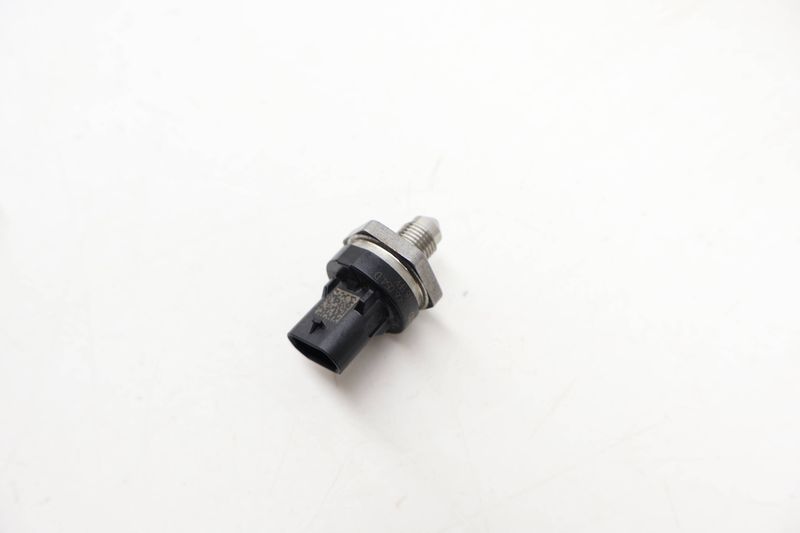 Fuel Rail Pressure Sensor 06L906054D — Used (SKU 726533)