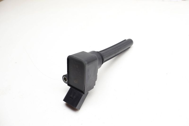 Ignition Coil Pack 06L905110K — Used (SKU 726474)