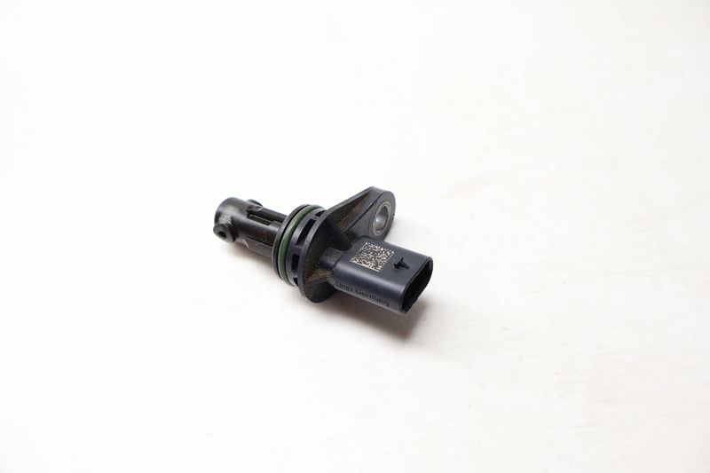 Impulse / Crankshaft Sensor 06H906433E — Used (SKU 726531)