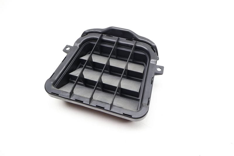 Quarter Panel Vent Insert 8K0819181B — Used (SKU 726706)