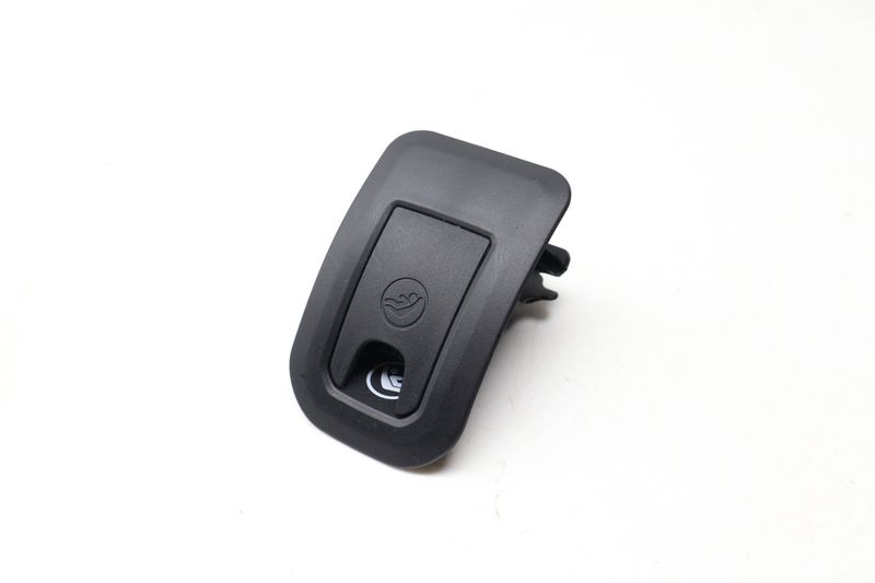 Isofix / Child Seat Hook Cover 95B887233 — Used (SKU 726430)