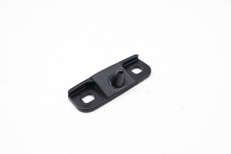 Hood Pin / Plate 7N0843842A — Used (SKU 726465)