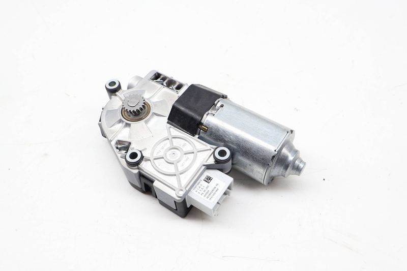 Sunroof / Sun Roof Motor 95B959591B — Used (SKU 726354)