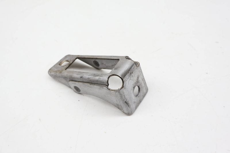 Transmission Support / Mounting Bracket 95B804367A — Used (SKU 726360)