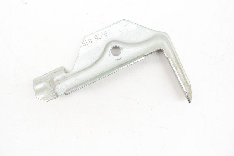 Battery Holder Clamp / Bracket 5QF803219B — Used (SKU 697831)