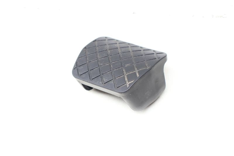 Brake Pedal Pad 5QM723173 — Used (SKU 698008)