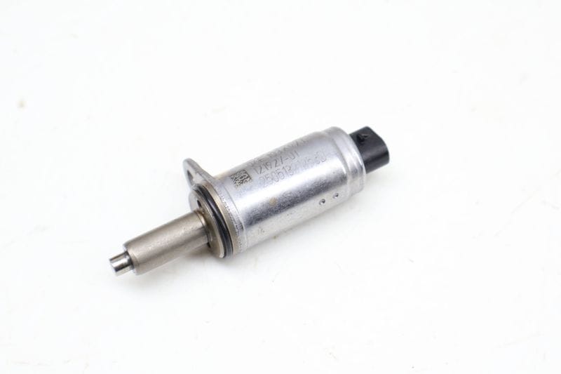 Cam Valve / Camshaft Adjustment Solenoid 06E103697T — Used (SKU 697548)