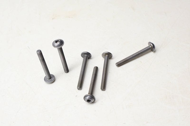 Engine Cylinder Head Screw / Bolt Set (6) N91232801 — Used (SKU 698160)