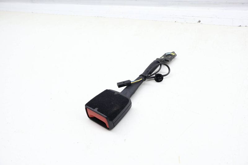 Seat Belt Buckle / Receiver 3CM857755 — Used (SKU 697862)