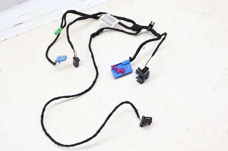 Door Panel Wiring Harness 3CN971558AP — Used (SKU 698107)