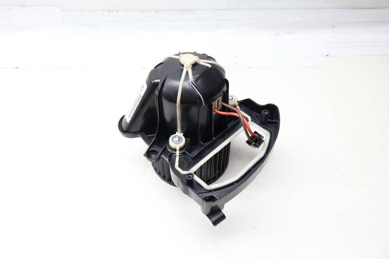 Blower Motor / Fan 3QF819021B — Used (SKU 697958)