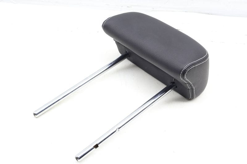 Center Headrest / Head Rest (2ND ROW) 3CN885900G — Used (SKU 698189)