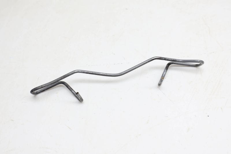 Brake Retaining Spring 8V0615269 — Used (SKU 697604)