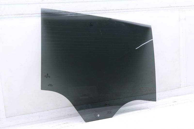 Door Window Glass 3CN845026 — Used (SKU 698180)