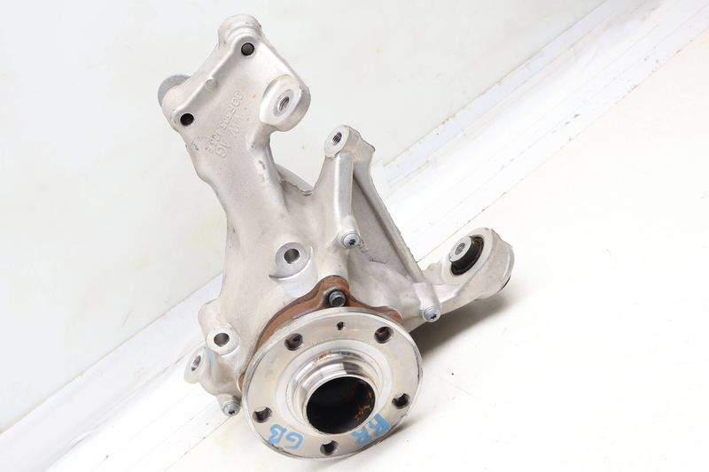Spindle Knuckle w/ Wheel Bearing 3QF505436E — Used (SKU 698033)