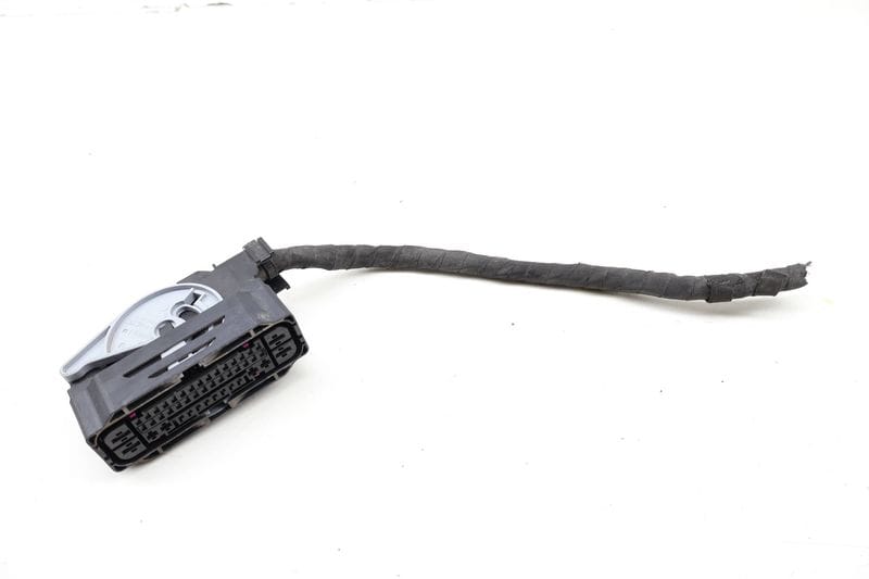 ABS Pump / Module Wiring Connector Pigtail 5Q0973046 — Used (SKU 724140)