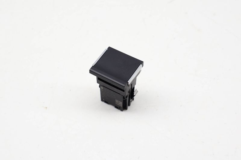 Dummy Trim Cap / Blank Cover 5NB927137 — Used (SKU 723898)