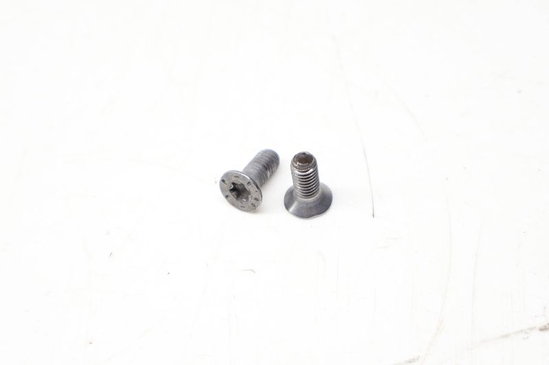 M6X16 Brake Rotor Screw Bolt Set (2) N10648301 — Used (SKU 723941)