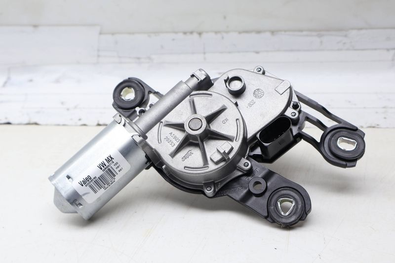 Hatch Wiper Motor 5GM955711B — Used (SKU 724025)
