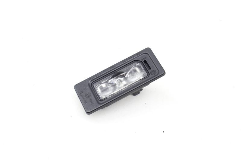 License Plate Light 5NA943021 — Used (SKU 723867)