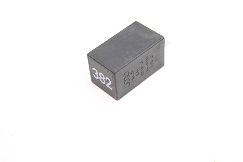 Entry Light Relay # 382 4D0907131 — Used (SKU 470572)
