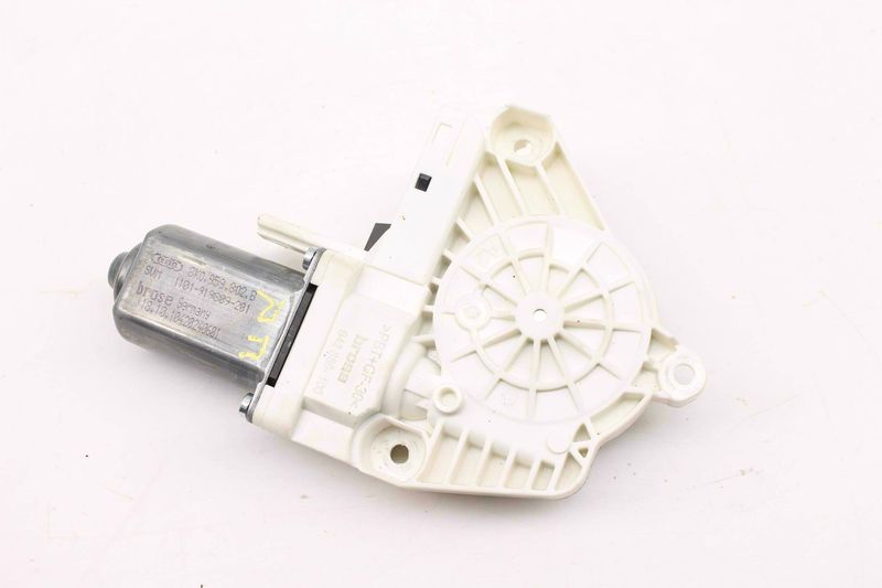 Power Window Motor 8K0959802B — Used (SKU 261433)