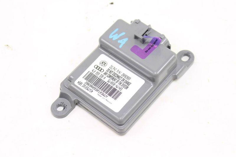 Seat Occupant Detection Module 4L0959339A — Used (SKU 234365)