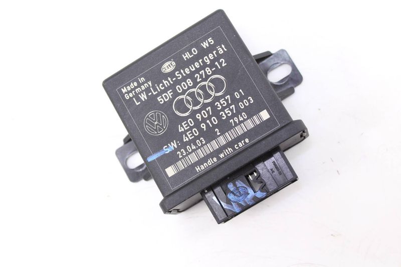 Headlight Range Control Unit / Module 4E0907357 — Used (SKU 137841)