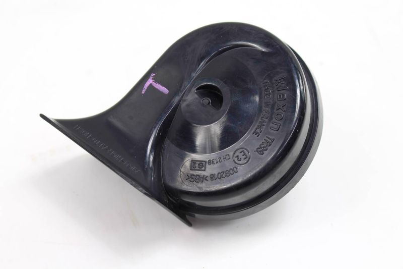 Horn - High Tone / Frequency 8D0951223A — Used (SKU 207570)