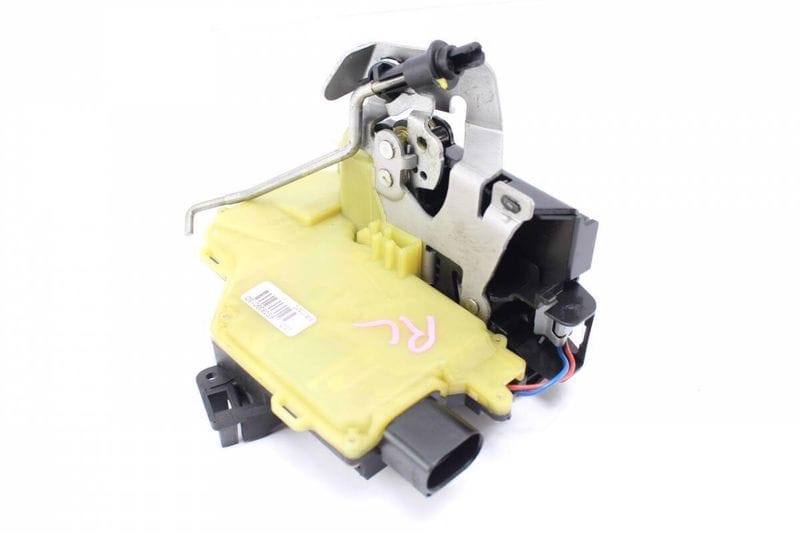 Door Latch / Lock Actuator 8E0839015D — Used (SKU 137065)